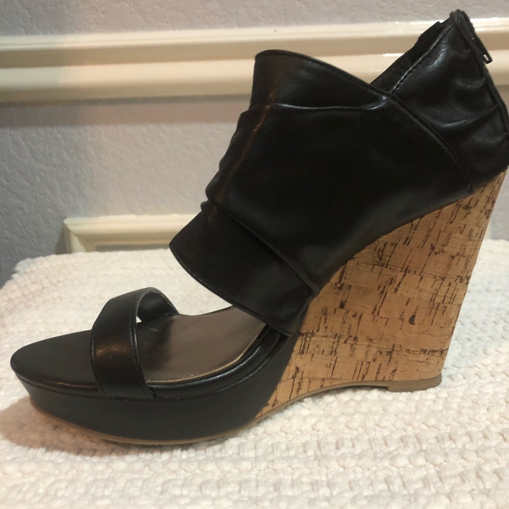 Black Open-Toed Wedges Good Condition Size 8